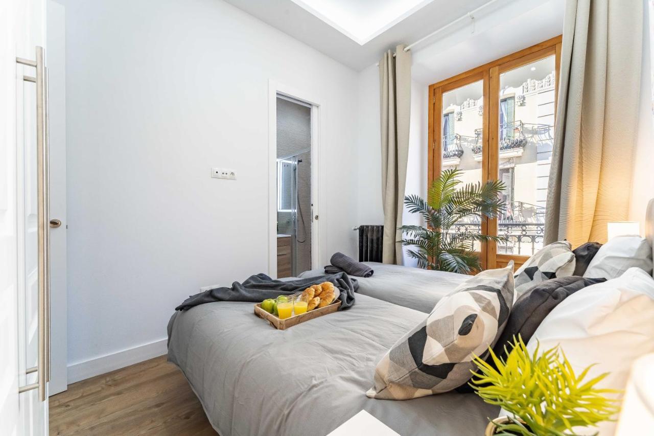 Exclusive Luxury Apartment In Central Madrid Buitenkant foto