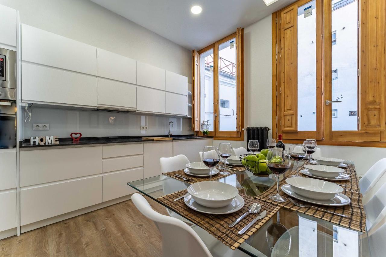 Exclusive Luxury Apartment In Central Madrid Buitenkant foto