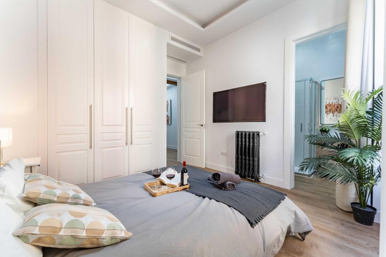 Exclusive Luxury Apartment In Central Madrid Buitenkant foto
