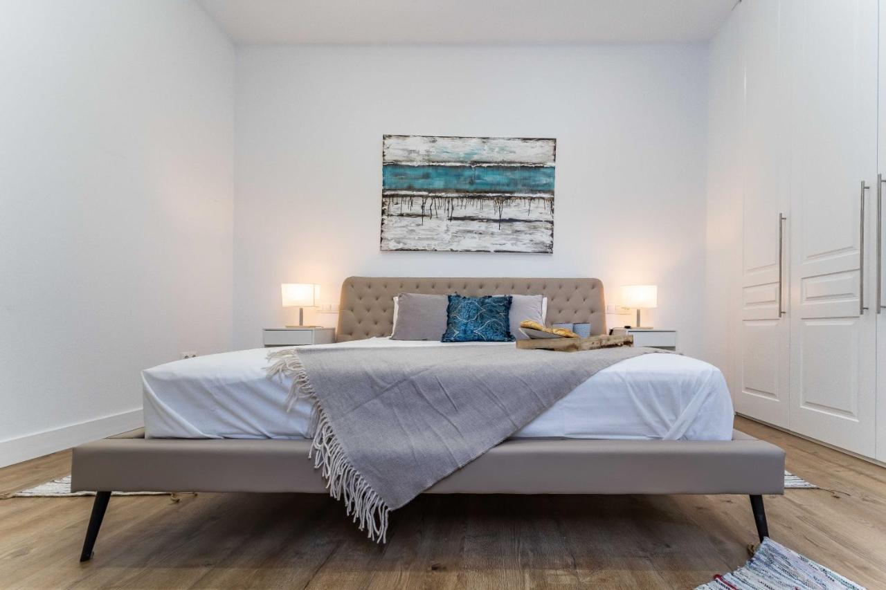 Exclusive Luxury Apartment In Central Madrid Buitenkant foto