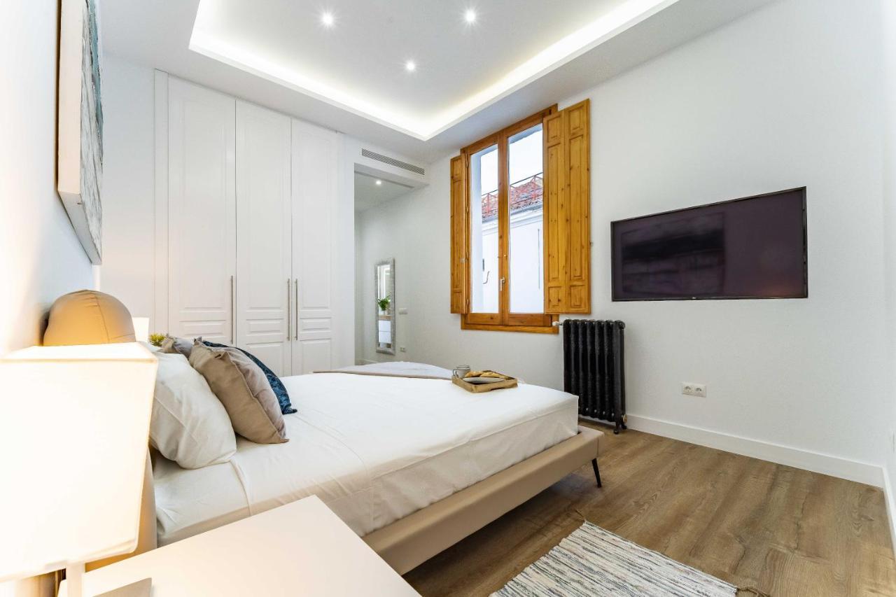 Exclusive Luxury Apartment In Central Madrid Buitenkant foto