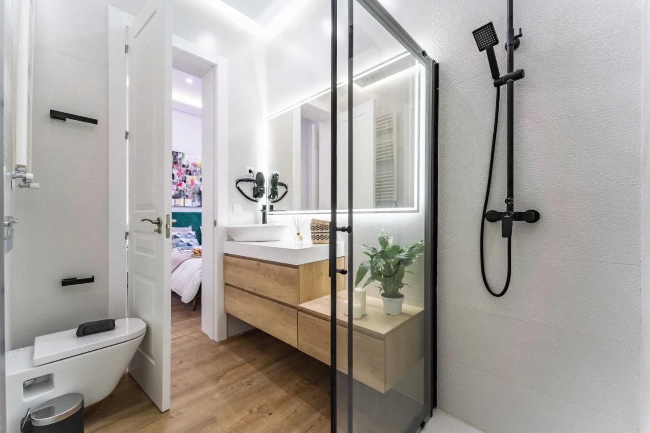 Exclusive Luxury Apartment In Central Madrid Buitenkant foto